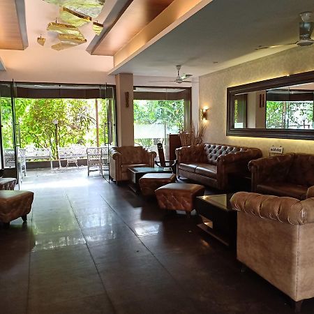 Hotel Chandralok Lonavala Eksteriør billede