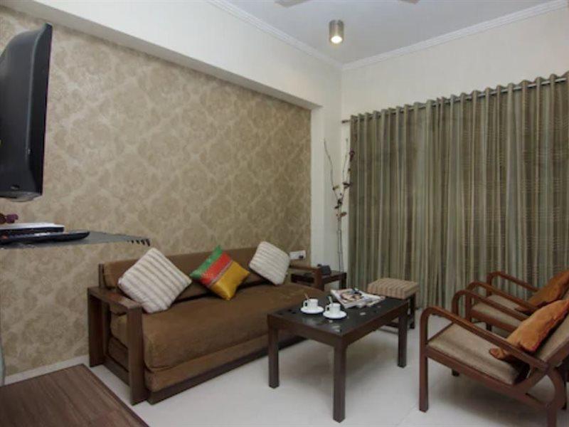 Hotel Chandralok Lonavala Eksteriør billede