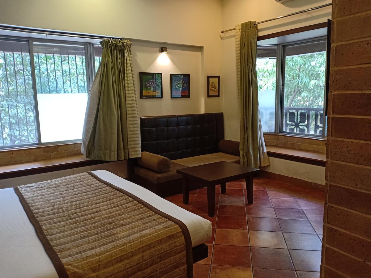 Hotel Chandralok Lonavala Eksteriør billede