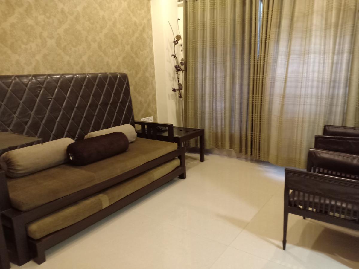 Hotel Chandralok Lonavala Eksteriør billede