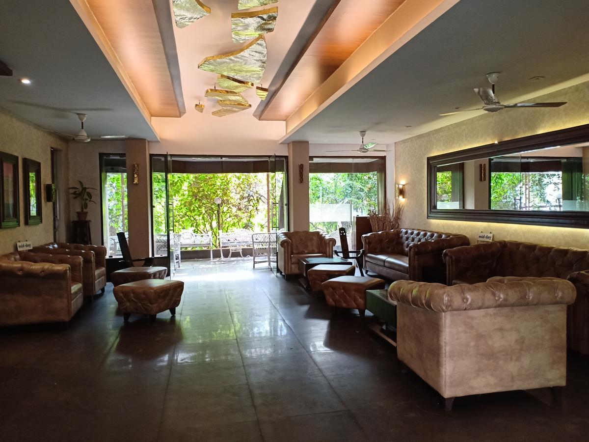 Hotel Chandralok Lonavala Eksteriør billede
