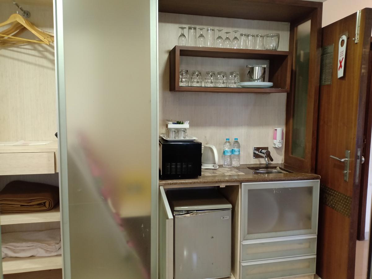 Hotel Chandralok Lonavala Eksteriør billede